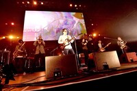 モノブライトが本日12月28日に出演した「COUNTDOWN JAPAN 15/16」の様子。（撮影：古渓一道）