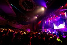 chay「chayメリクリツアー2015～みんなのことが好きで好きで好きすぎるから～」愛知・DIAMOND HALL公演の様子。