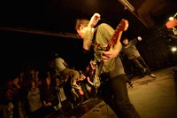 「BROTHERHOOD vol.28」でのCOUNTRY YARDの様子。（撮影：半田安政[showcase]）