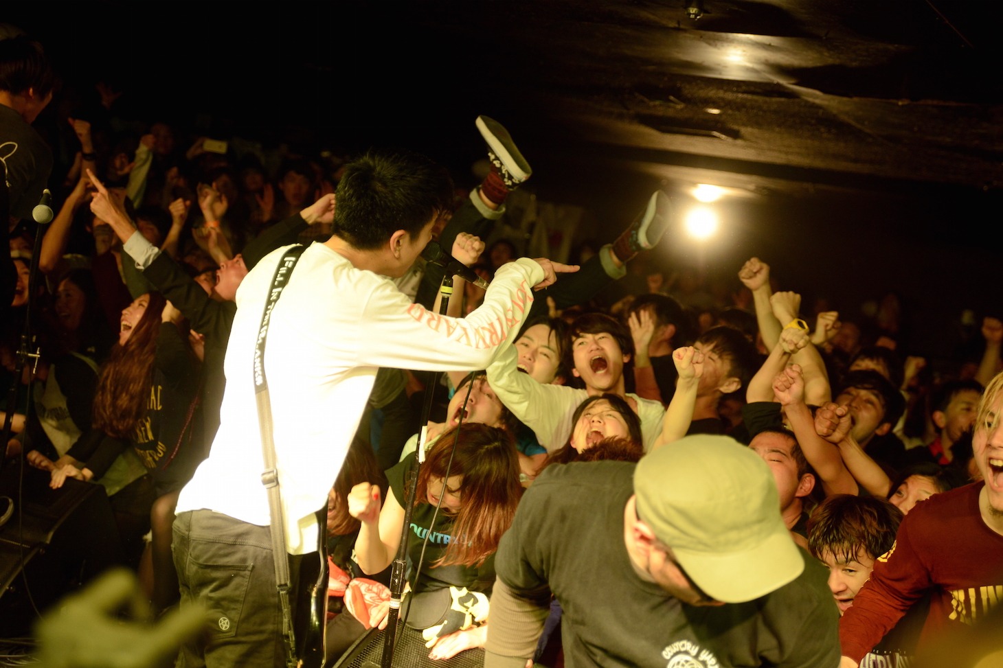 「BROTHERHOOD vol.28」でのCOUNTRY YARDの様子。（撮影：半田安政[showcase]）