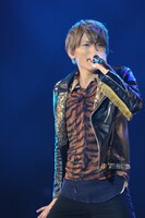 鍵本輝（写真提供：ライジングプロダクション）