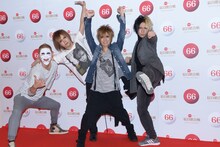 ゴールデンボンバー