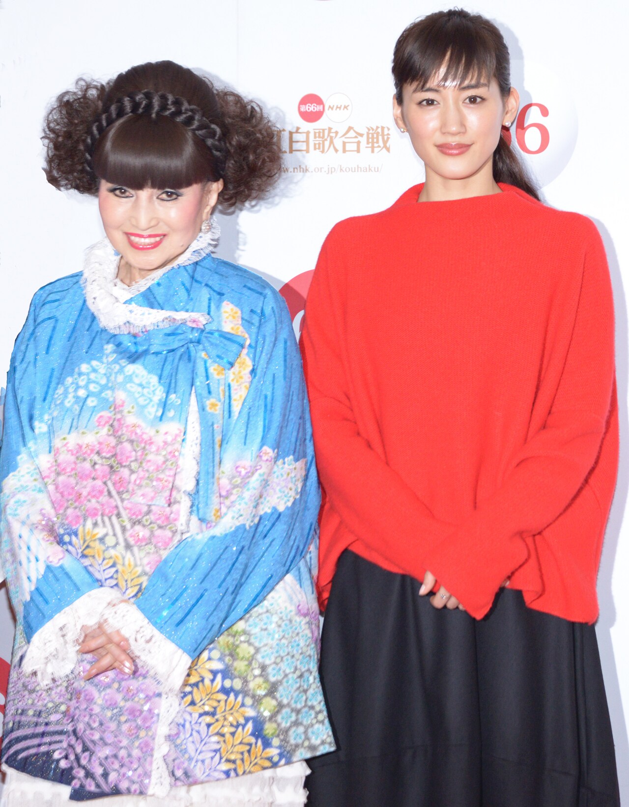 綾瀬はるか＆V6井ノ原快彦、紅白リハ会見で勝利宣言