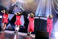 「TOKYO GIRLS' STYLE presents LIVE PARTY 2015 FINAL」の様子。（写真提供：avex trax）