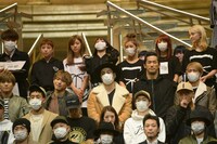 全体顔合わせの様子。