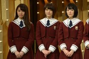 全体顔合わせ中の乃木坂46。