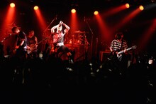 OBLIVION DUST「OBLIVION DUST LIVE TOUR 2015 "Live Graffiti"」愛知・名古屋CLUB QUATTRO公演の様子。（撮影：緒車寿一）