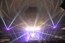 BUCK-TICK「THE DAY IN QUESTION」日本武道館公演の様子。（撮影：田中聖太郎）