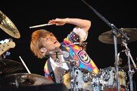 Takeshi（Dr / カメレオ）