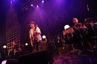 スガシカオ「SUGA SHIKAO LIVE TOUR 2015 『THE LAST』」12月25日の東京・Zepp DiverCity TOKYO公演の様子。（撮影：中河原理英）