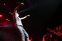 スガシカオ「SUGA SHIKAO LIVE TOUR 2015 『THE LAST』」12月25日の東京・Zepp DiverCity TOKYO公演の様子。（撮影：中河原理英）