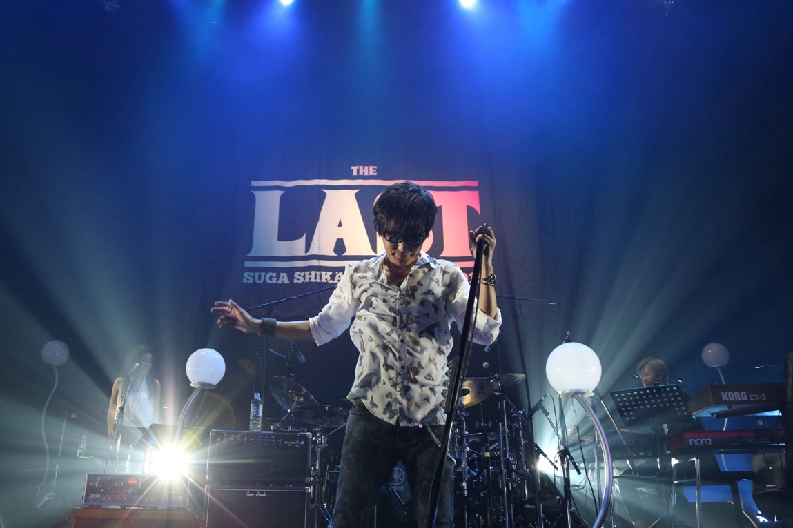 スガシカオ「SUGA SHIKAO LIVE TOUR 2015 『THE LAST』」12月25日の東京・Zepp DiverCity TOKYO公演の様子。（撮影：中河原理英）