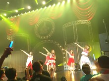 「9nine LIVE CIRCUIT 2015 ADVANCE」大阪・サンケイホールブリーゼ公演の様子。（提供：レプロエンタテインメント）