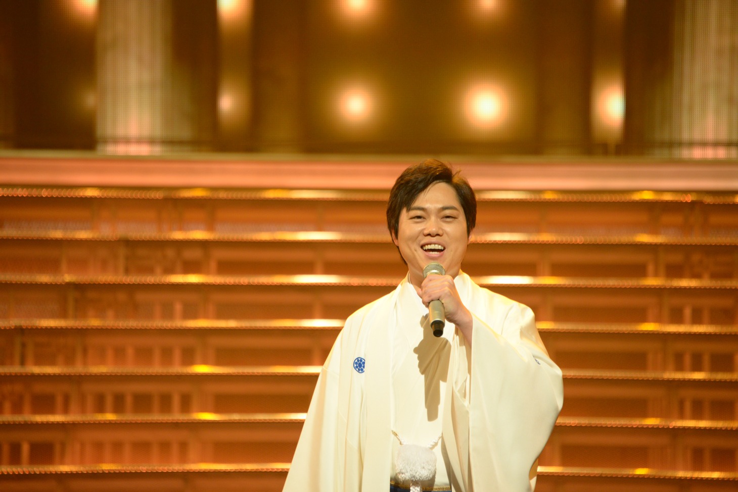 三山ひろし