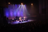 さくらしめじのライブの様子。（写真提供：SDR）