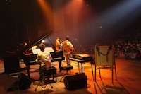 さくらしめじのライブの様子。（写真提供：SDR）