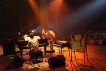 さくらしめじのライブの様子。（写真提供：SDR）