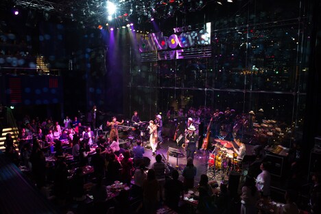 PUSHIM「YEAR END PREMIUM LIVE 2015」の様子。（Photo by cherry chill will）