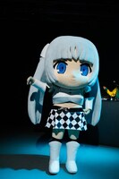 ライブ序盤に登場したミス・モノクロームの着ぐるみ。（写真提供：STARCHILD）