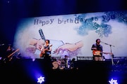 「flumpool COUNTDOWN LIVE 2015→2016『ヒツジの皮を被ったサルたちの歌合戦』」12月30日公演の様子。(撮影:上飯坂一)