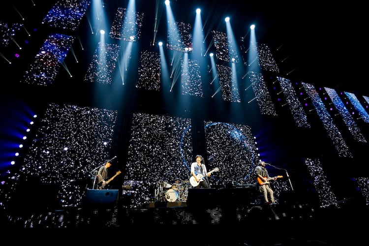 すごい幸せです」flumpool、ファンを笑顔にした忘年会ライブ - 音楽 