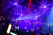 「東京パフォーマンスドール@CBGK!! ～ダンスサミット ネイキッド 2015冬-2016新春～ 第4クール」ファイナル公演の様子。