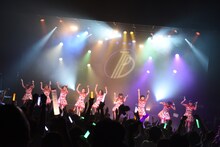 「東京パフォーマンスドール@CBGK!! ～ダンスサミット ネイキッド 2015冬-2016新春～ 第4クール」ファイナル公演の様子。