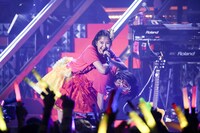 ももいろクローバーZ「第一回ゆく桃くる桃『笑顔ある未来』」の様子。（Photo by HAJIME KAMIIISAKA）