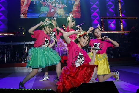 ももいろクローバーZ（Photo by HAJIME KAMIIISAKA）