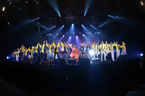 MINMI「MINMI カウントダウン 初夢紅白歌合戦」大阪・インテックス大阪公演の様子。（写真提供：UNIVERSAL J）