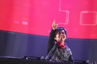 DJ'TEKINA//SOMETHING a.k.a ゆよゆっぺ（写真提供：rockin'on japan）