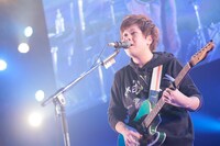 じん（写真提供：rockin'on japan）