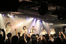 「Devil ANTHEM.1st Anniversary LIVE」の様子。（写真提供：ASIA PROMOTION）