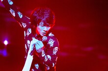 吉井和哉（撮影：有賀幹夫）