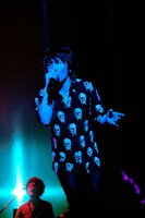 吉井和哉（撮影：有賀幹夫）