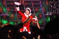 「ベイビーレイズJAPAN電撃の雷舞！2015～史上最“熱”！ちょっと遅めのクリスマス大作戦～」の様子。