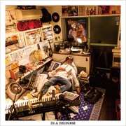 d-iZe「IN A BEDROOM」ジャケット