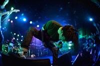 1月4日に東京・渋谷CLUB QUATTROで行われた「Re:birth of INKT TOUR2015-2016」ファイナル公演の様子。（撮影：小川舞）