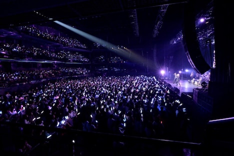 そらる×まふまふ「After the Rain - WINTER TOUR 2015 -」東京・TOKYO DOME CITY HALL公演の様子。（撮影：小松陽祐［ODD JOB］）