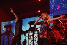 Fear, and Loathing in Las Vegas「"Feeling of Unity" Release Tour FINAL ONE MAN SHOW@Budokan」の様子。（撮影：小野雄司）