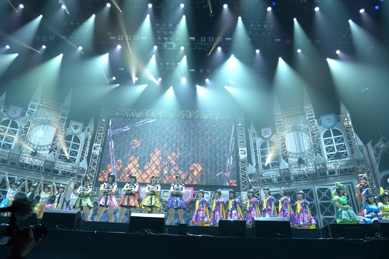 オープニングの様子。