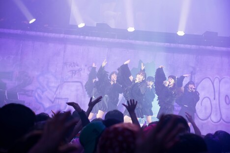 BELLRING少女ハート ワンマンライブ「Q」の様子。