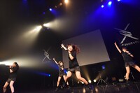 PassCode 1stワンマンツアー「TRIAL OF PASSCODE」の様子。