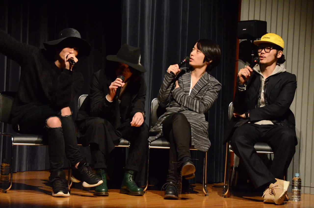[Alexandros]