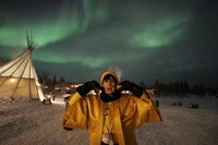 イエローナイフのオーロラとユースケ。