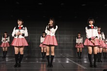 新潟・NGT48劇場にて行われた初日公演「PARTYが始まるよ」の様子。(c)AKS