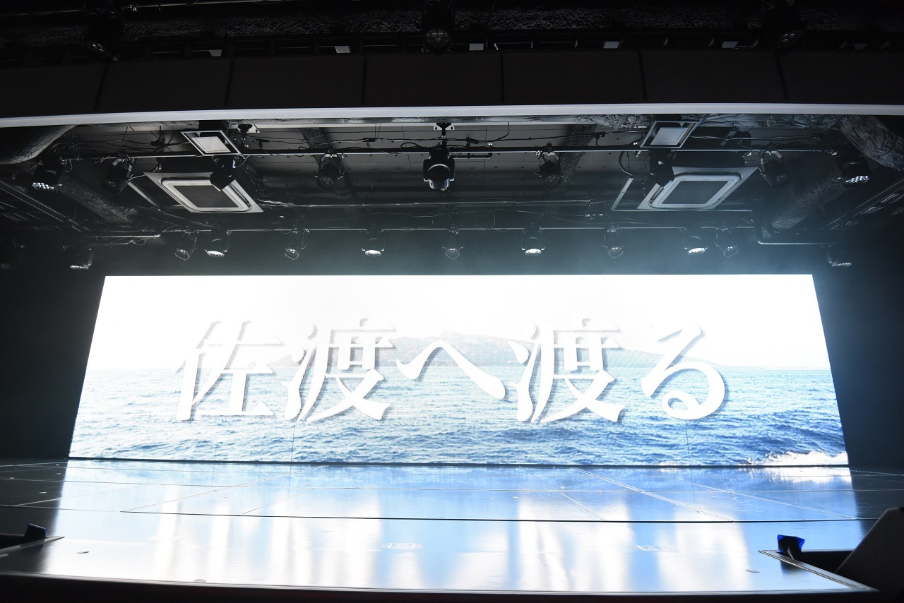 新潟・NGT48劇場にて行われた初日公演「PARTYが始まるよ」の様子。(c)AKS