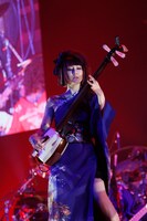 蜷川べに（津軽三味線）（写真提供：エイベックス・ミュージック・クリエイティヴ）