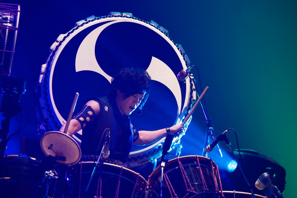 黒流（和太鼓）（写真提供：エイベックス・ミュージック・クリエイティヴ）