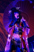 鈴華ゆう子（Vo）（写真提供：エイベックス・ミュージック・クリエイティヴ）